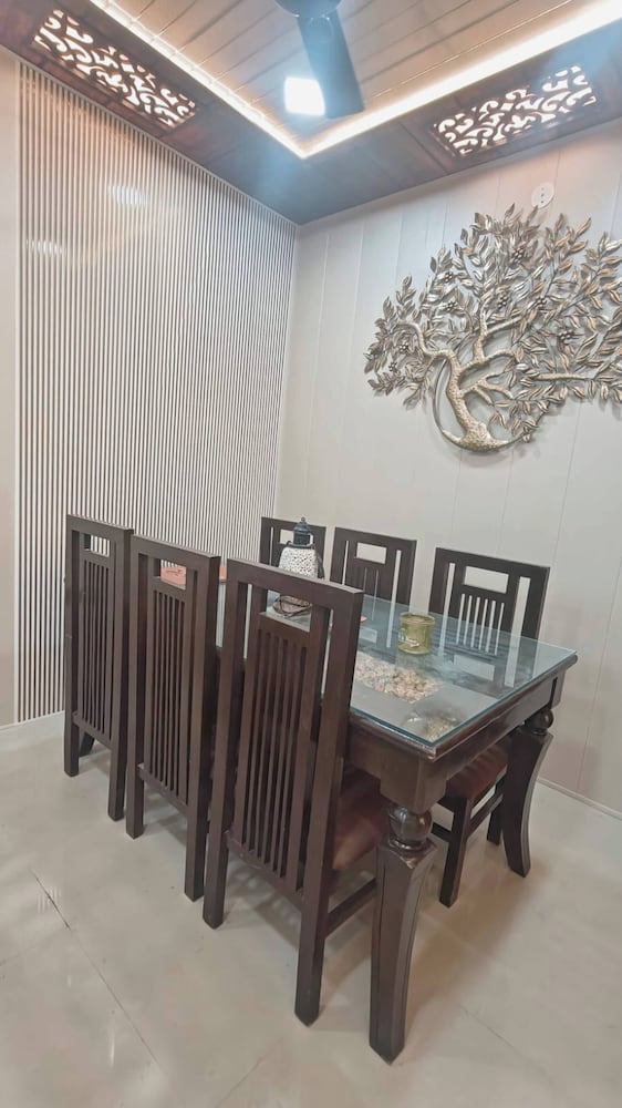 ZM Homestay - Luxury Comfort Awaiting