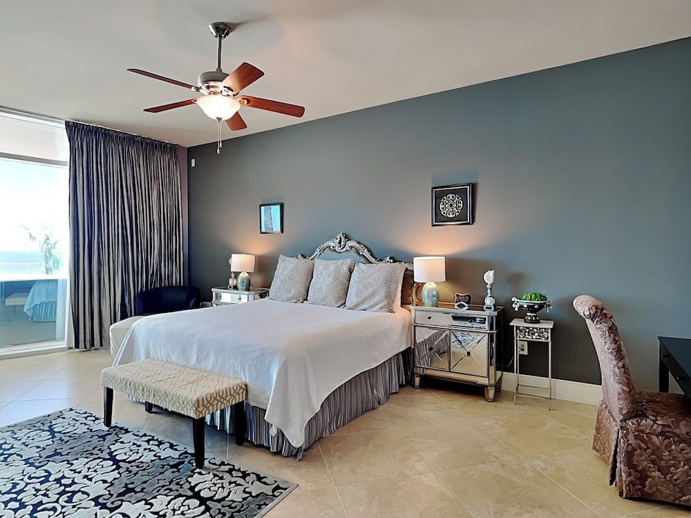 Turquoise Place #1107C by Southern Vacation Rentals