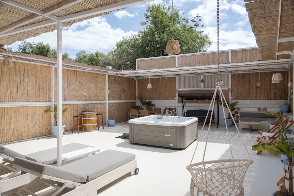 Porfyra Suite 1