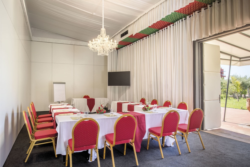 meeting & event spaces