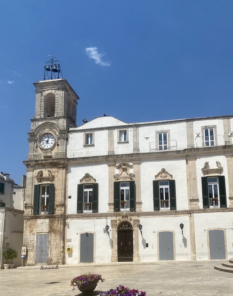 PalazzOliva view 4