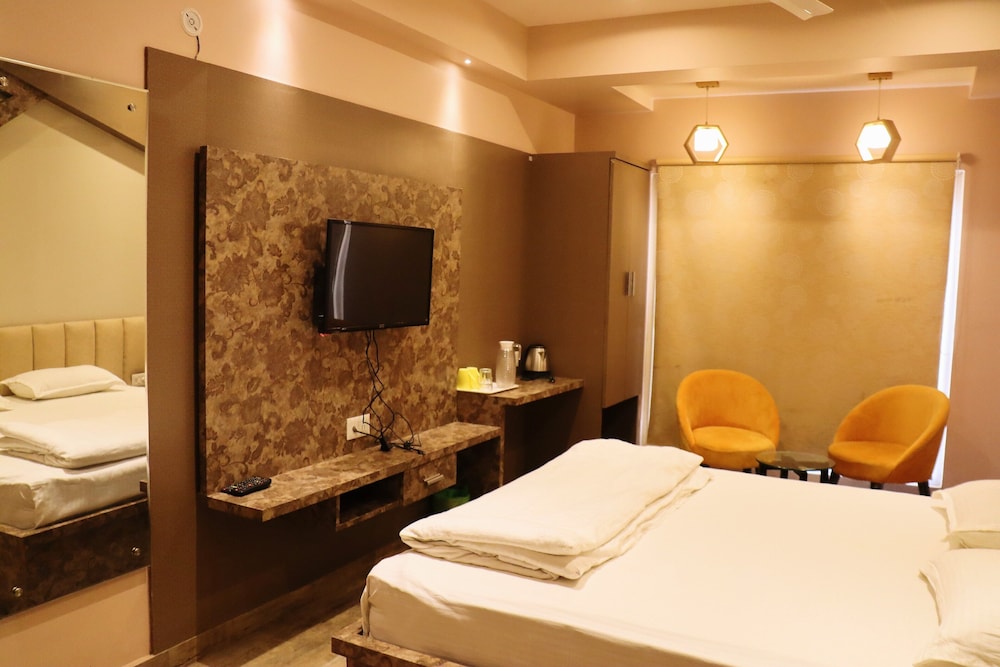 Hotel Yellowroots