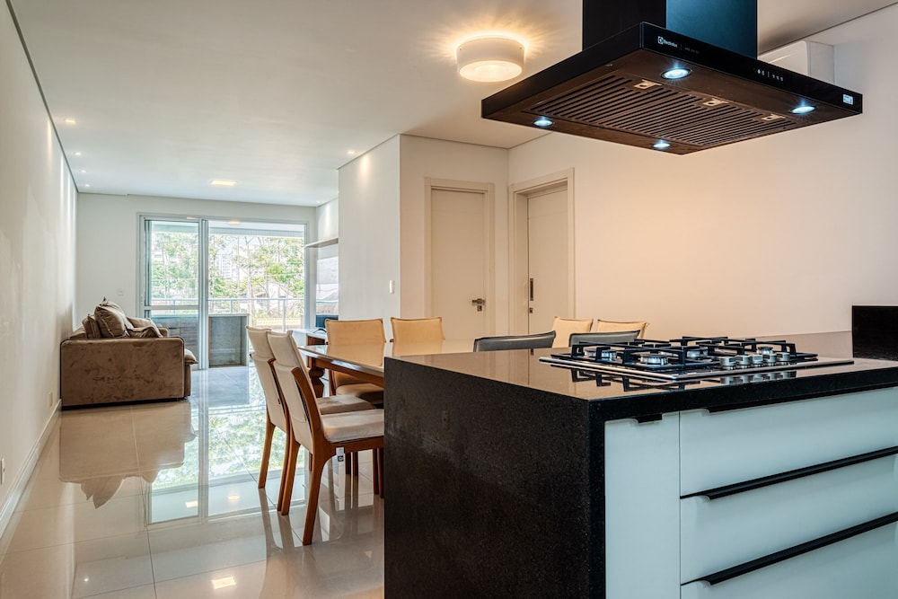 Modern Apt With Balcony 150m From the sea Abc0202