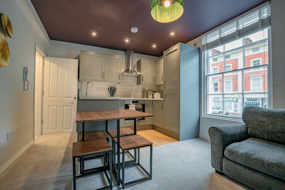 Host Stay Foley House Apartment