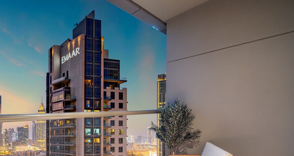 LUX Burj Khalifa Downtown View Studio 2