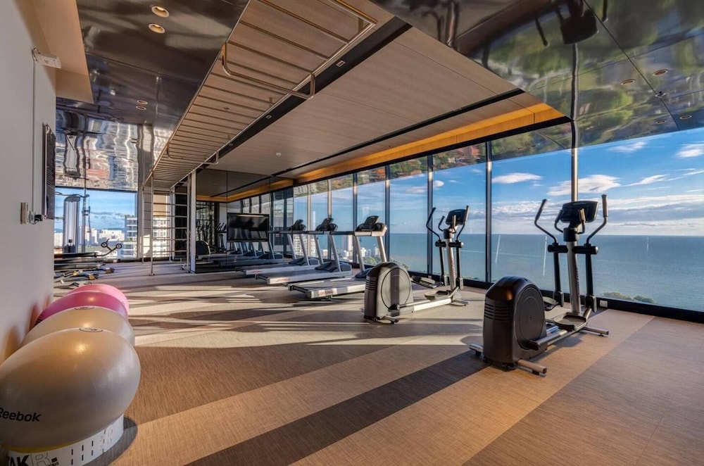 Sea View 2 Bed Room Luxury - Perfect Location