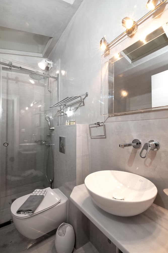Acropolis Suites