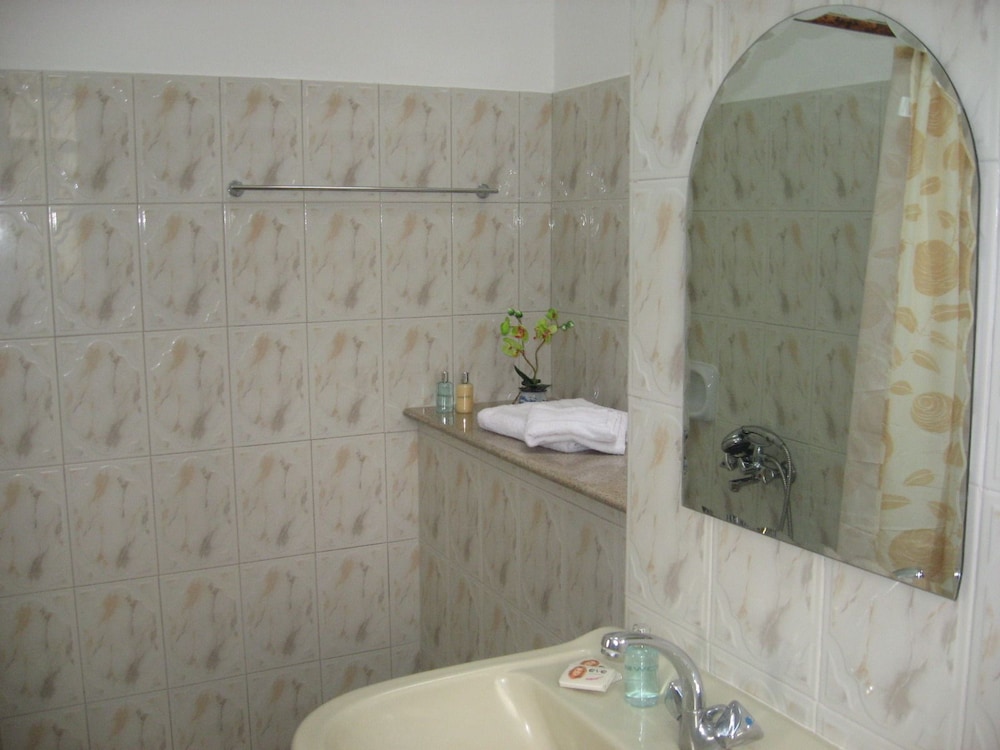 Rayan Tourist Villa