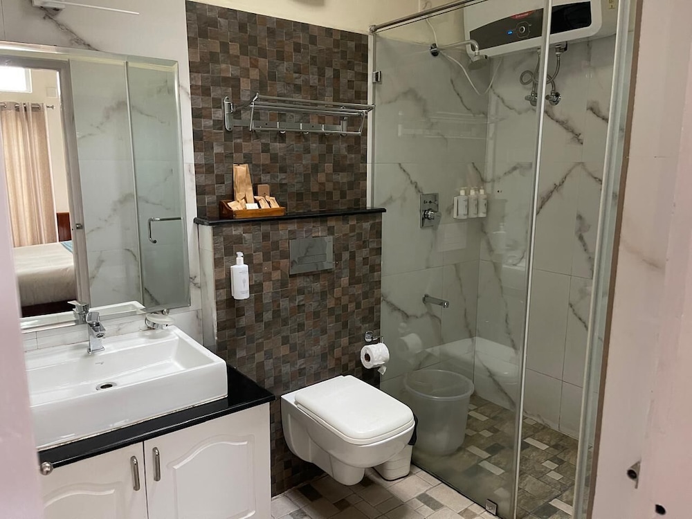 Rosewood by Nature resorts & stays