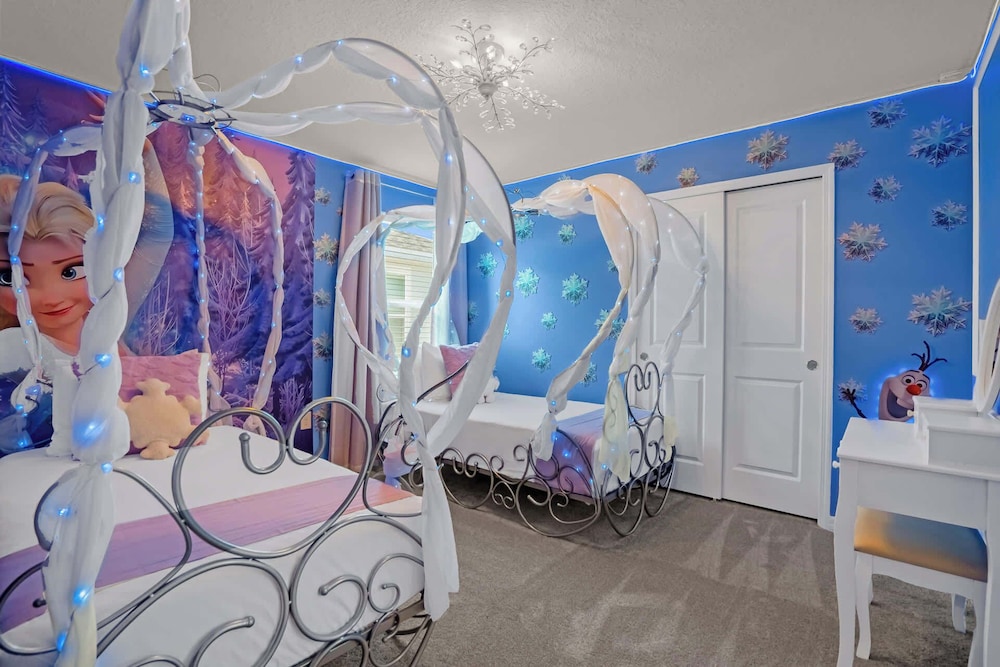 Upstay: Family Retreat w Pool, Cinema & Games Room