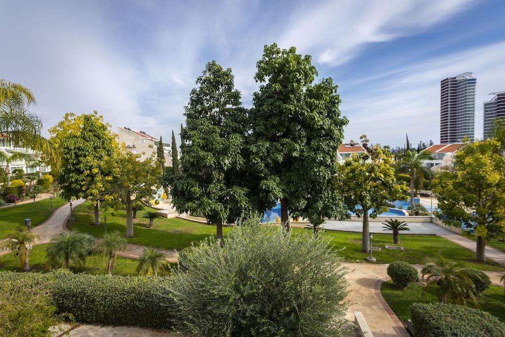 Limassol Vacations - Bay View Gardens Apartments with Pool - Property Image 96