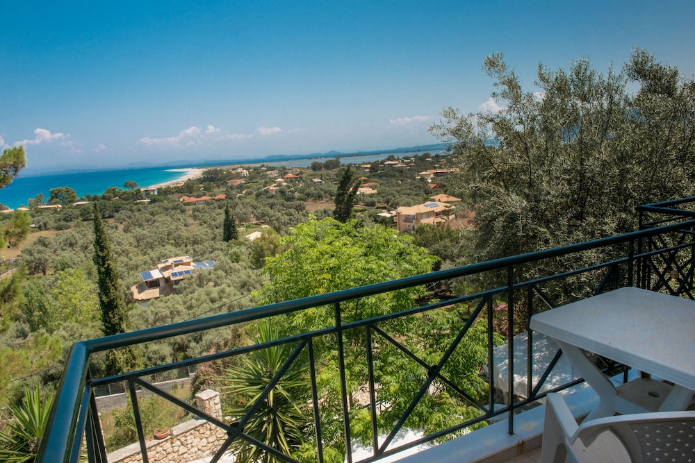 Bella Casa Studios