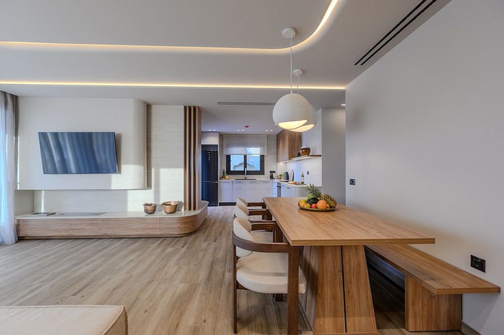 Nysa Luxury 2