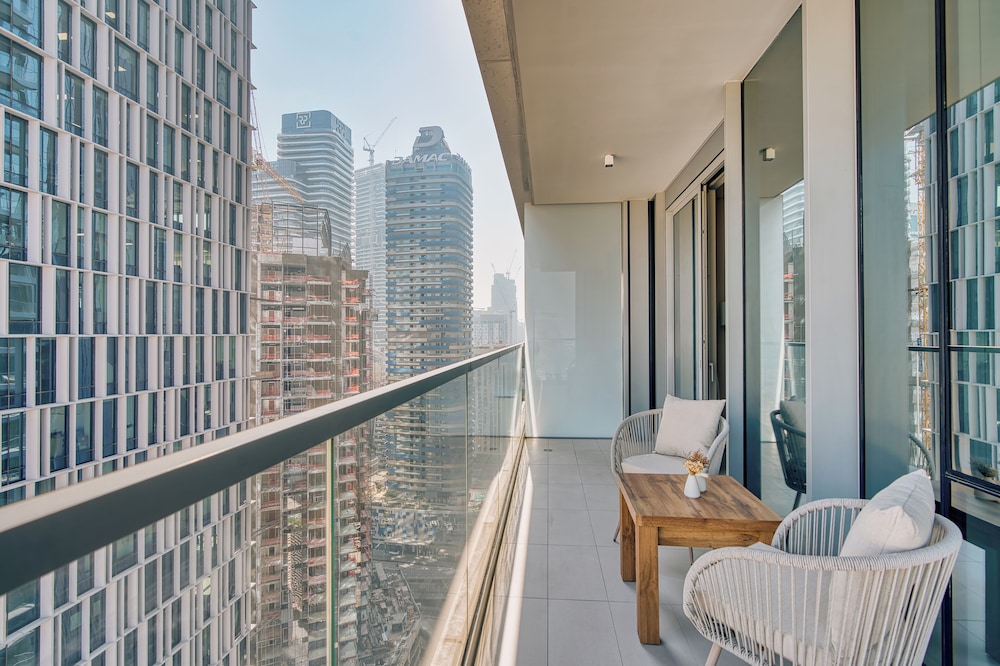 PVH - Magnificent 2BR - Vida Dubai Mall