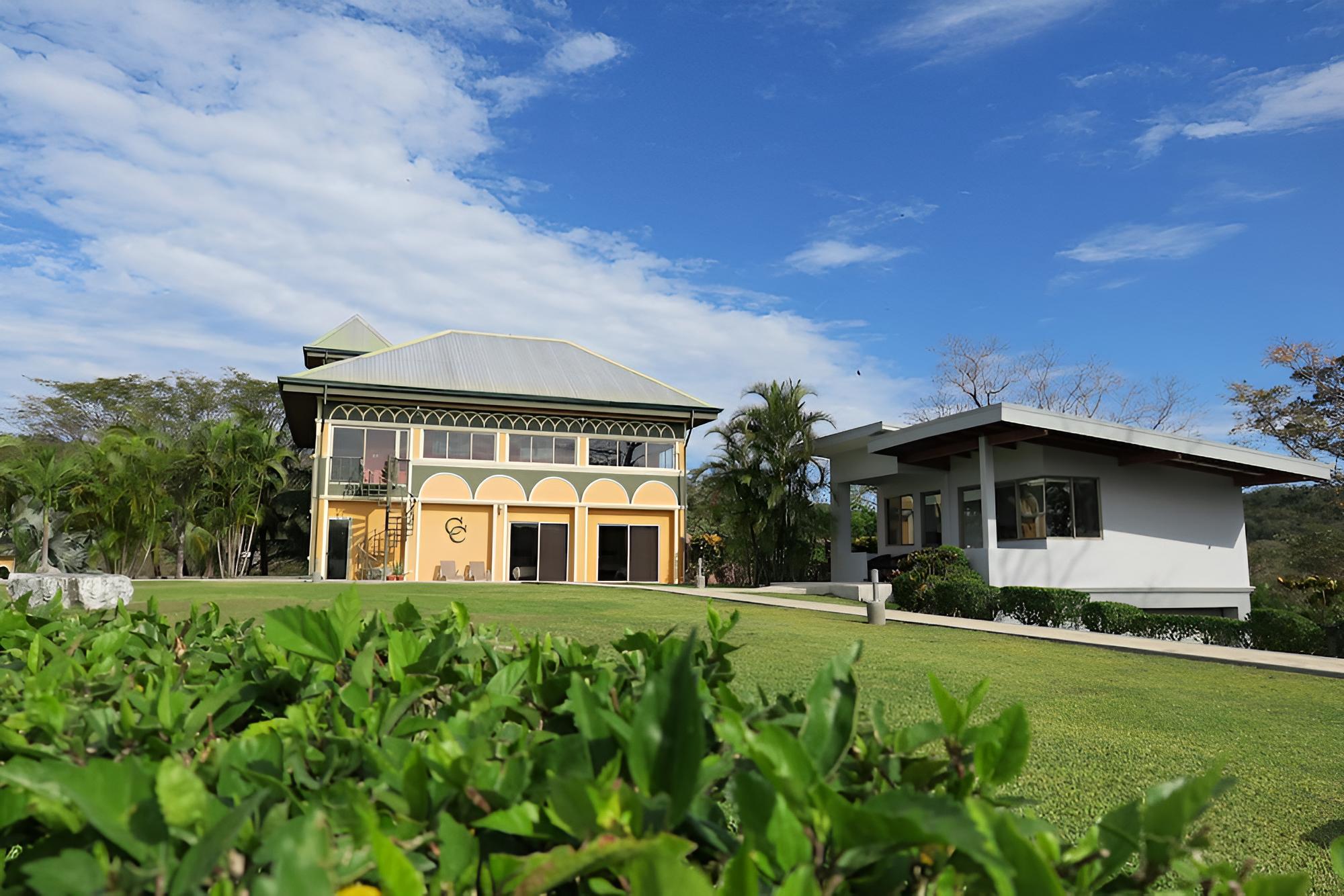 carver suites
