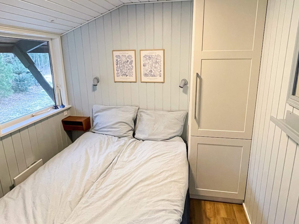 6 Person Holiday Home in Albaek