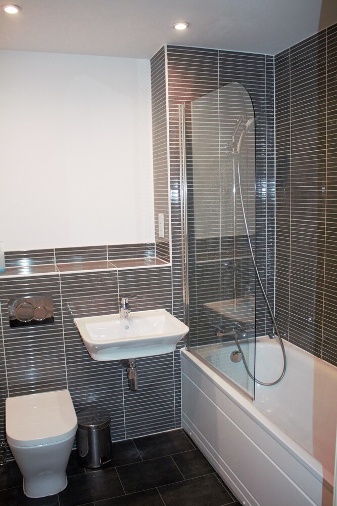 ROC APARTMENTS - Opal