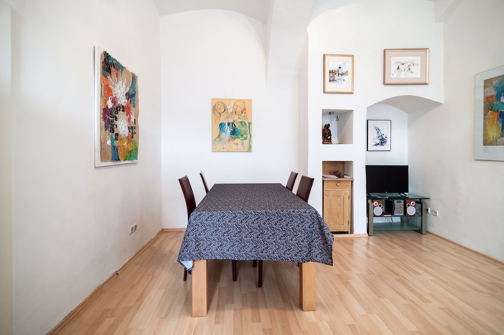 Cozy Central Flat Spittelberg