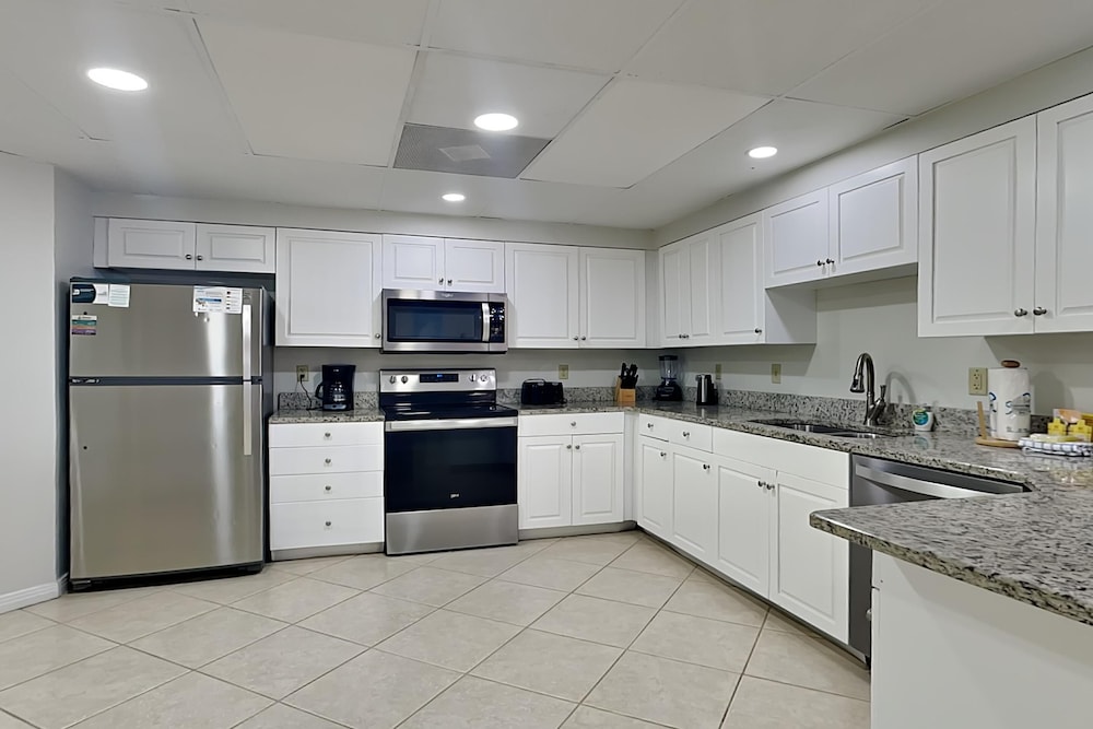 The Palms of Orange Beach by Southern Vacation Rentals