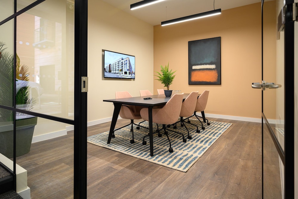 Crown Quarter Apartments