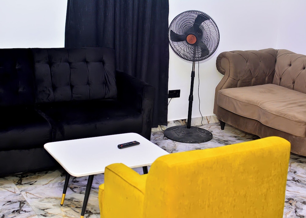 WIN4 LEISURE HOME AND APARTMENT LIMITED view 3