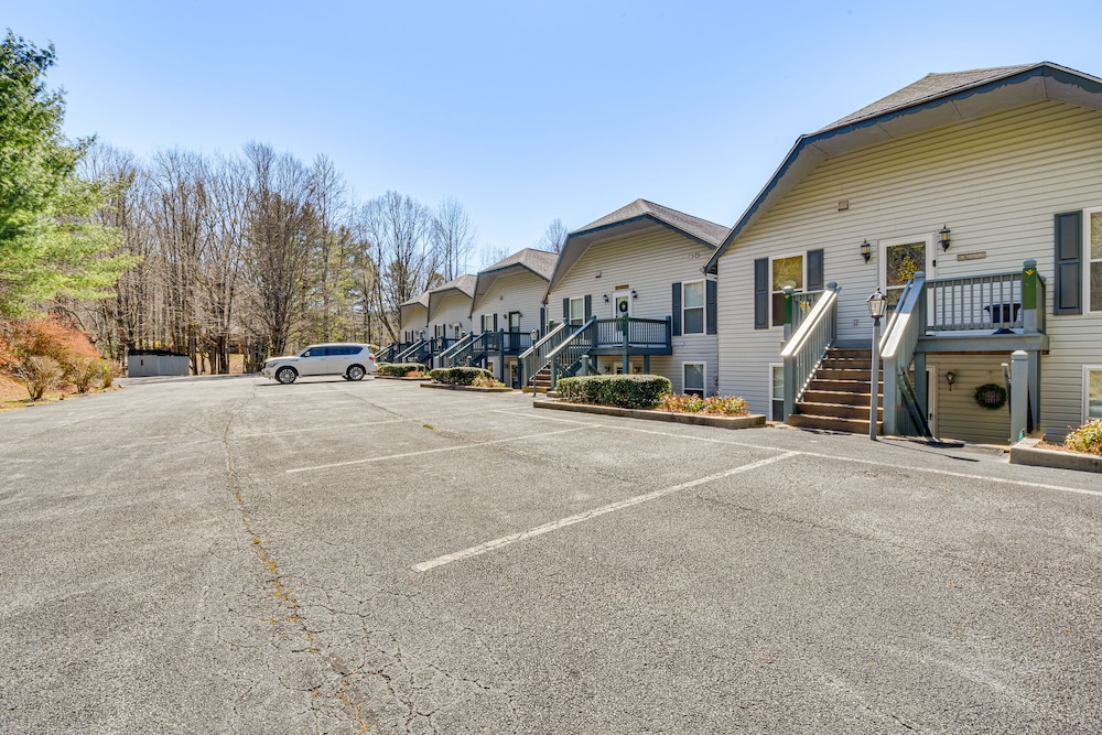 Golf Access: Sky Valley Condo w/ Mountain Views! view 3