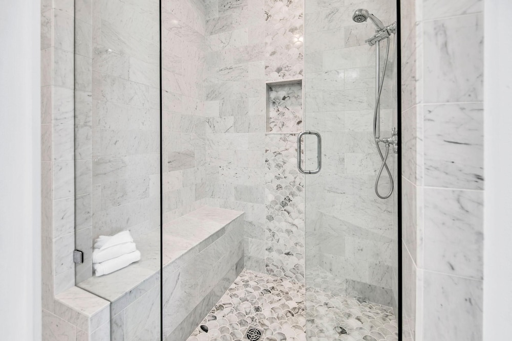 Blue Mountain Beach Villas 5A