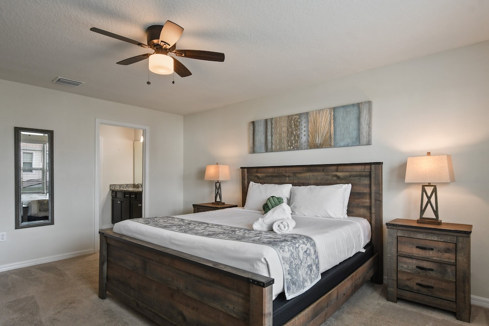 5-br Townhouse With Pool, Games, Disney