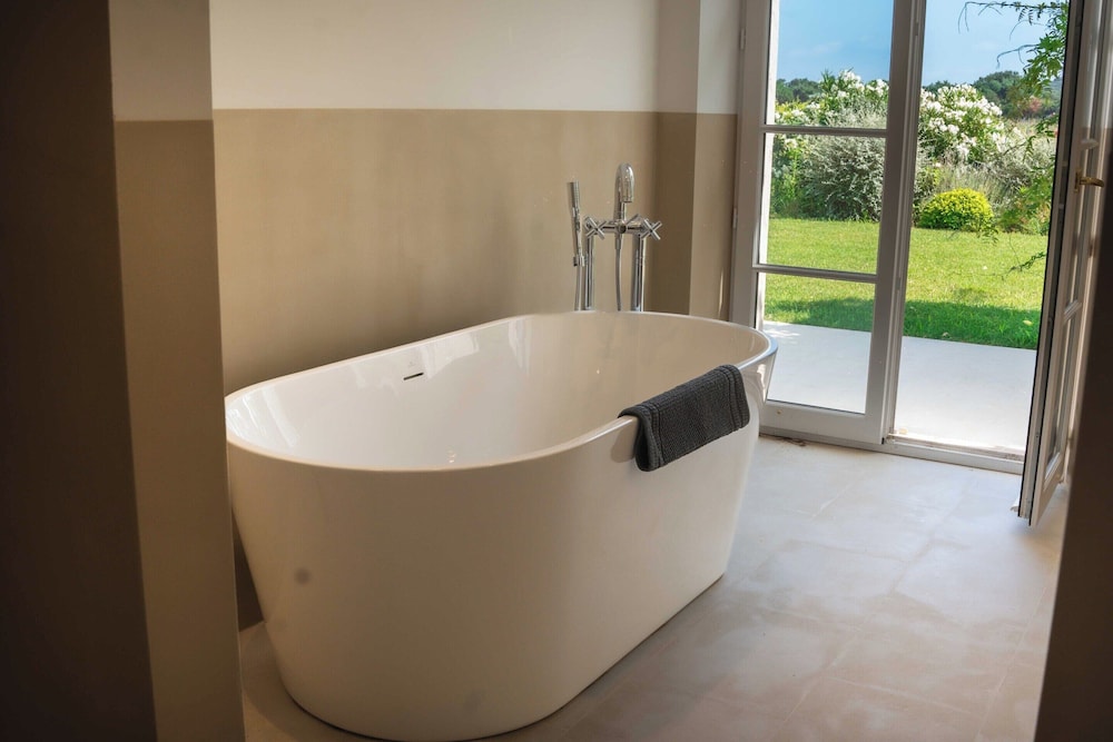 Mediterranean Villa- 6bd/12p-south of Saint-tropez