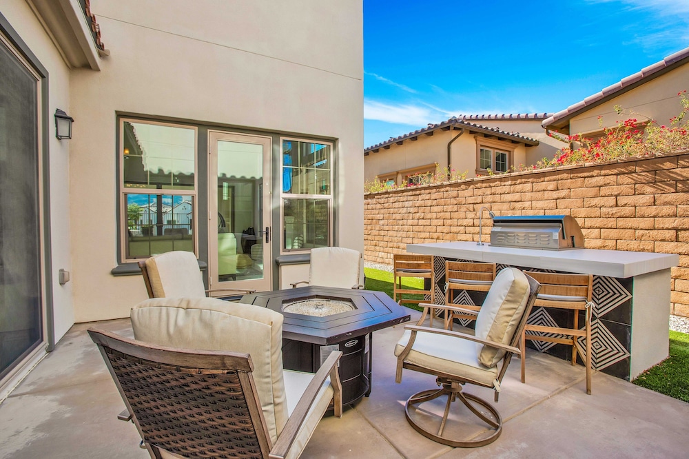 PGA Signature Lux Estate