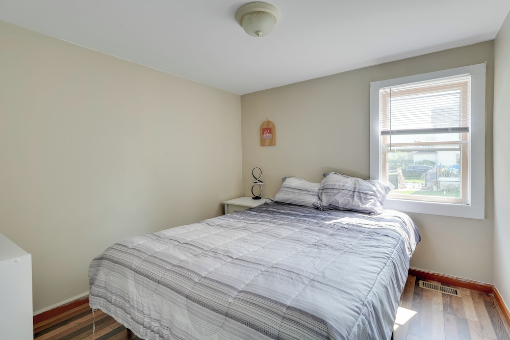 Charming & Convenient Home in Butler