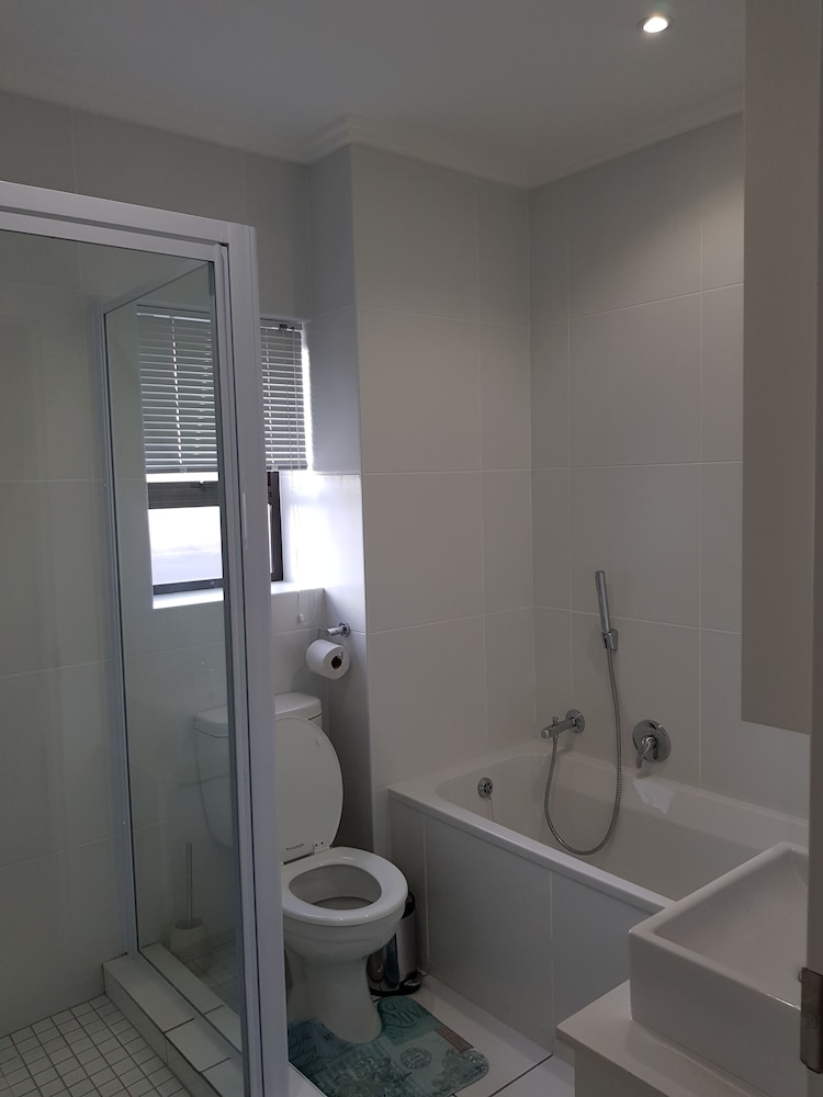 Nova Luxury Suites Saratoga 112