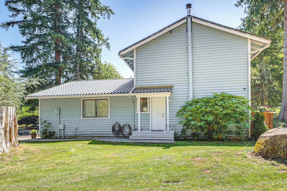 Home on > 1 Acre of Woods in Seattle Suburbs!