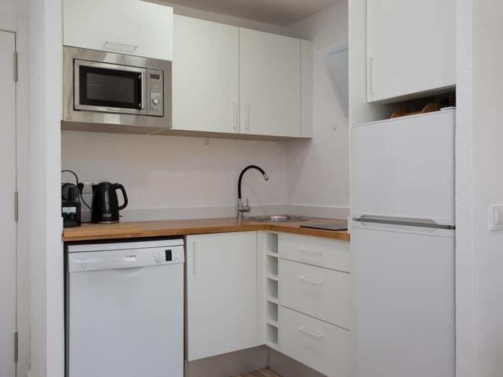 Apartament amb Piscina i Parquing Baixos amb Jard