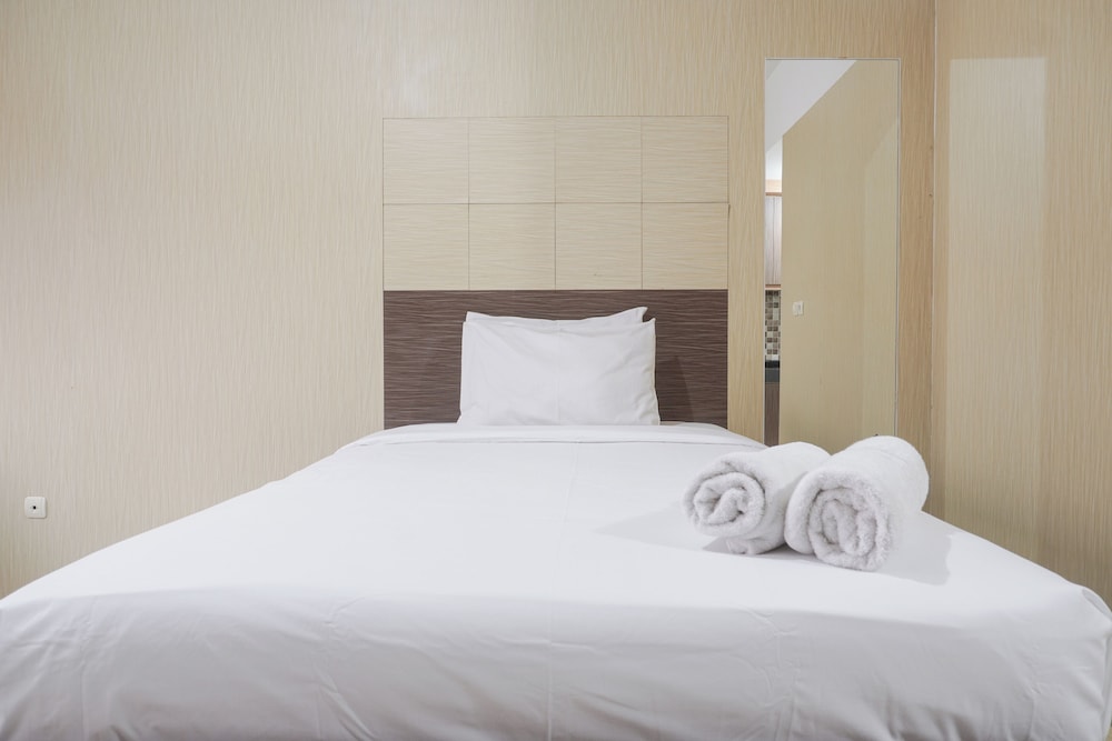 Simply And Homey Studio Apartment At Park View Condominium