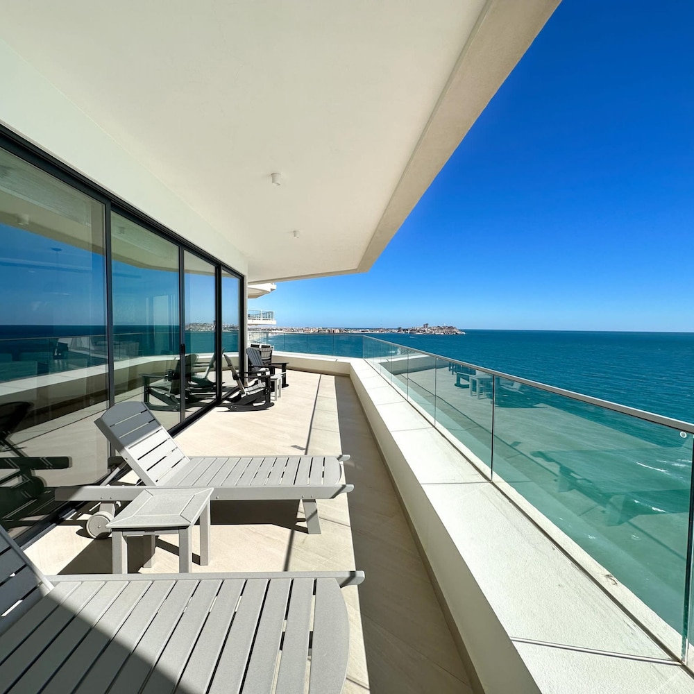 Brand New 6 Bedroom Penthouse