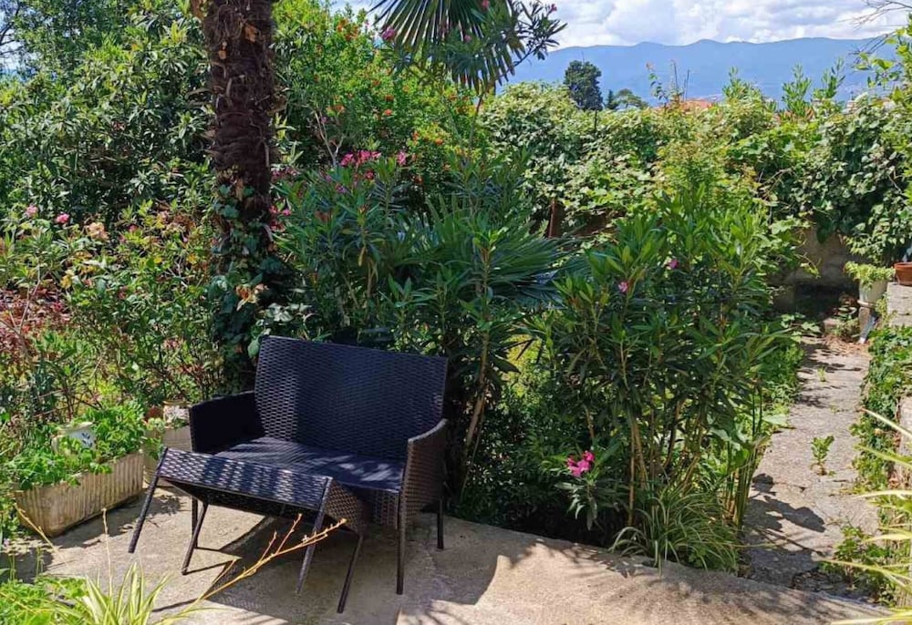 Luxury apartment Ivone with balcony