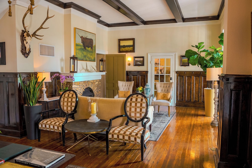San Antonio Vacations - The Kendall - Property Image 5