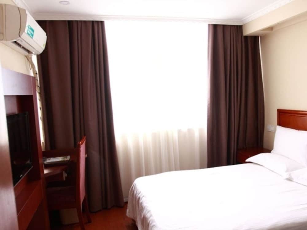 GreenTree Inn Huaian Chuzhou Avenue Zhou Enlai Memorial Hall Hotel - Property Image 31