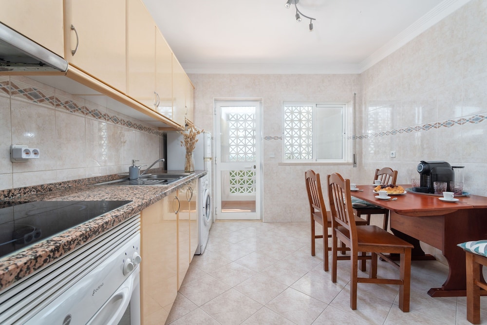 BnB Homes Luxurious Apartment With 2 Bedrooms