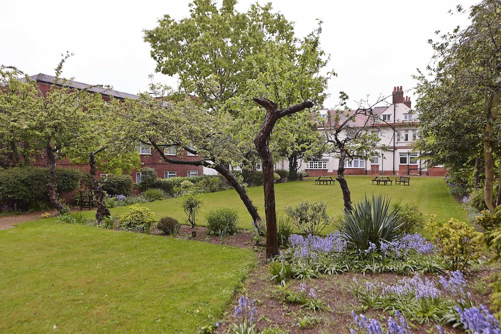 Oxford Vacations - Linton Lodge Hotel, BW Signature Collection - Property Image 38