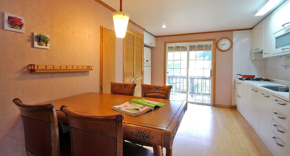 Sanwoolrim Pension