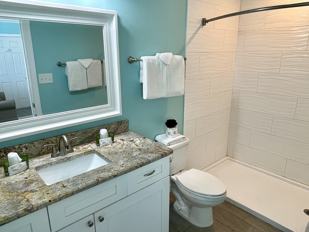 Beachgate Condo Suites And Hotel 221+222+223 3 Bedroom Condo