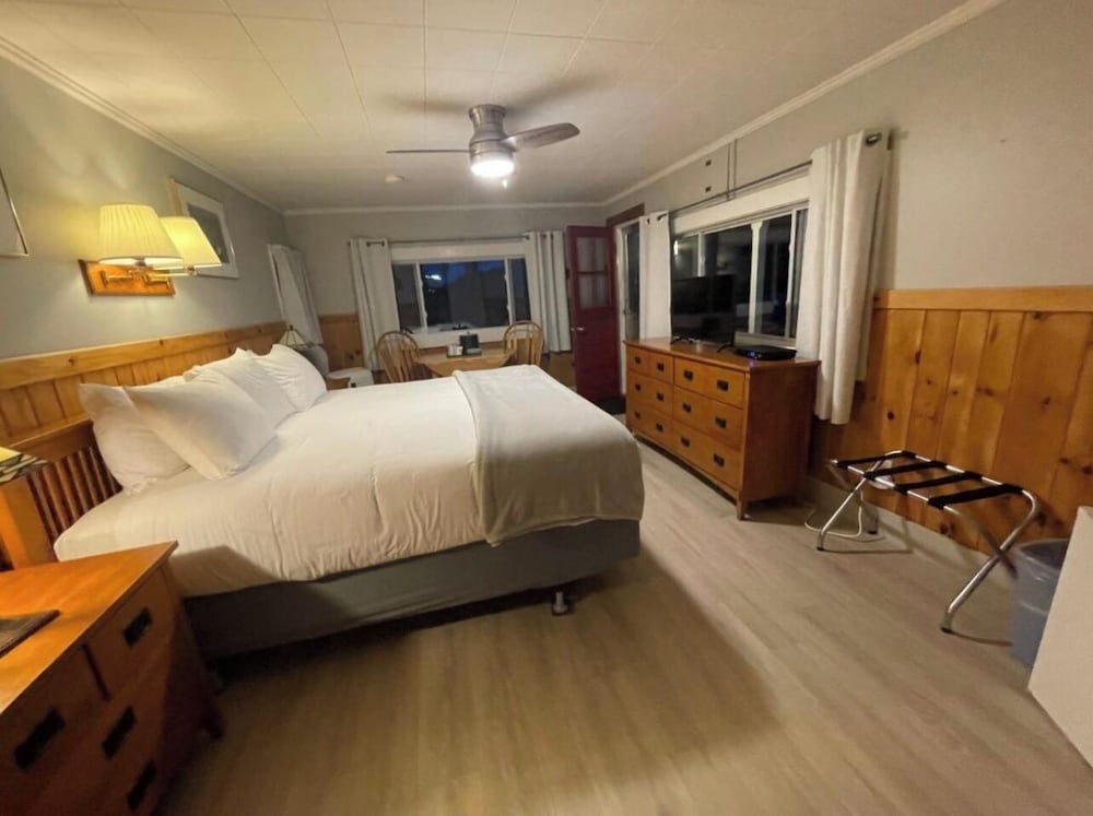 Kennebunkport Motor Lodge