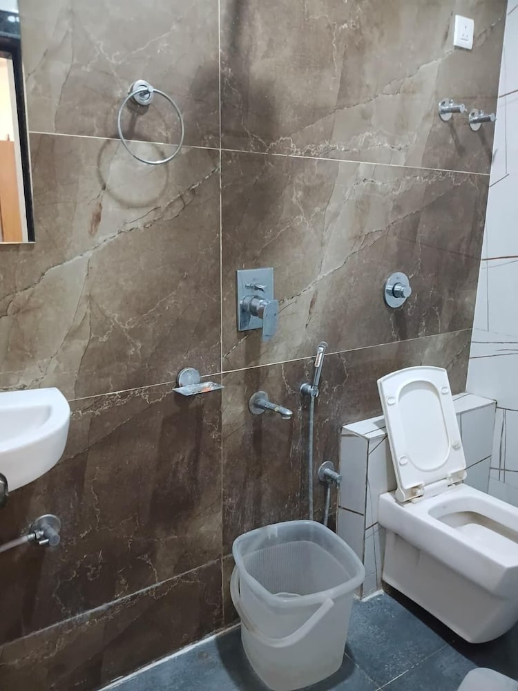 Hotel Keshav