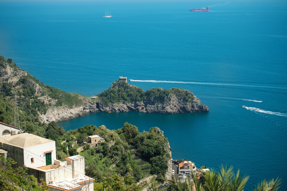 Amalfi residence