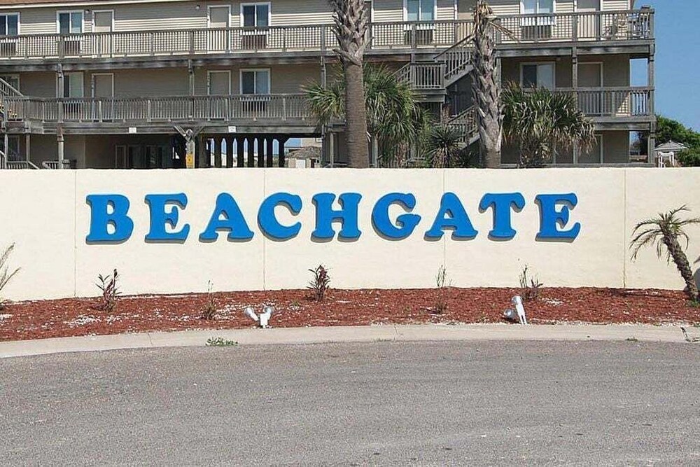 Beachgate Condo Suites And Hotel 341 2 Bedroom Condo