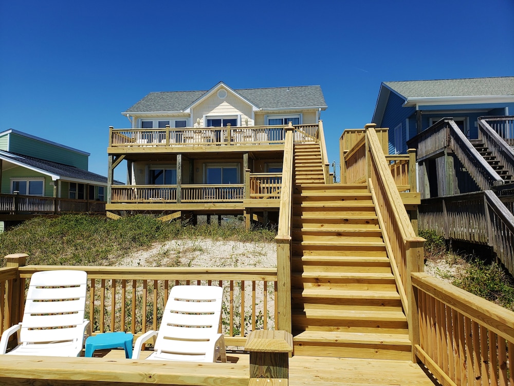 Twin Palms by Topsail Realty