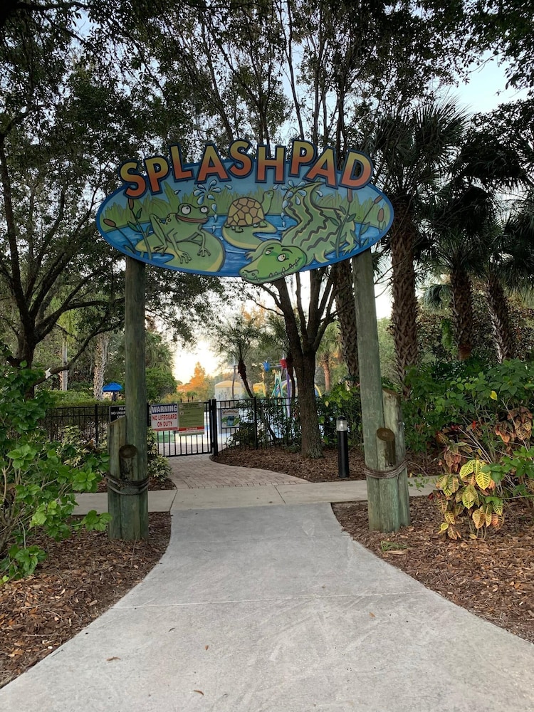 Bahama Bay Community, Pools, Basketball, Natural Trails and More! view 4
