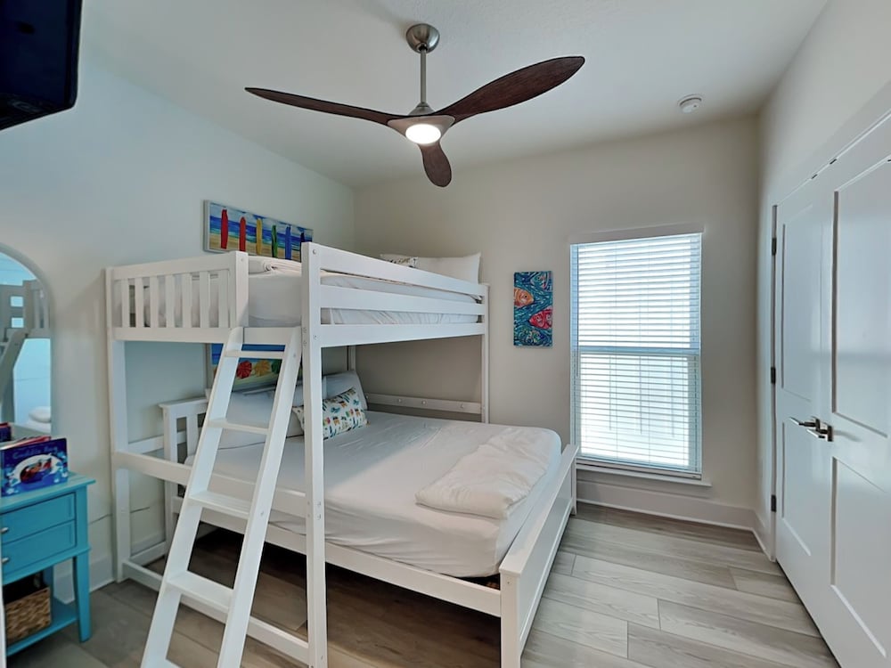Yacht Harbor House by Southern Vacation Rentals